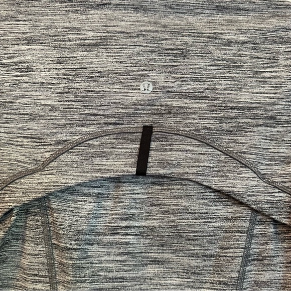 Lululemon Define Womens Jacket - Gray - Size 8 - Picture 2 of 6